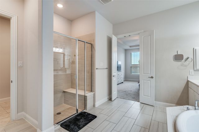 905 Flora Street, Mansfield, TX 76063