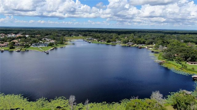 800 LAKE MARKHAM ROAD, Sanford, FL 32771
