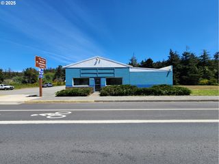 1738 OREGON St, Port Orford, OR 97465