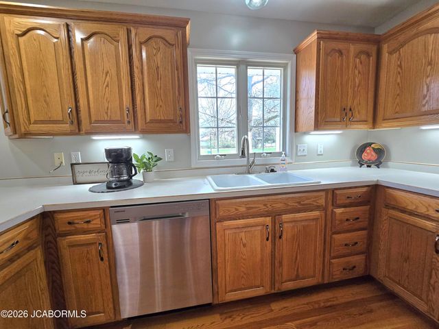 108 S LARAND DRIVE, Holts Summit, MO 65043