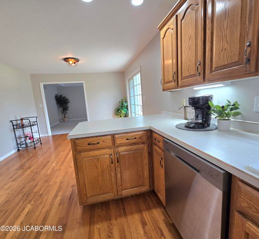 108 S LARAND DRIVE, Holts Summit, MO 65043