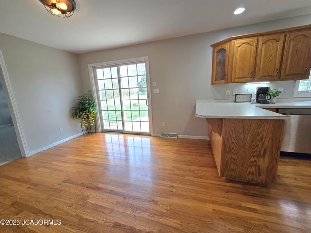 108 S LARAND DRIVE, Holts Summit, MO 65043