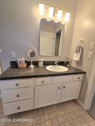 108 S LARAND DRIVE, Holts Summit, MO 65043