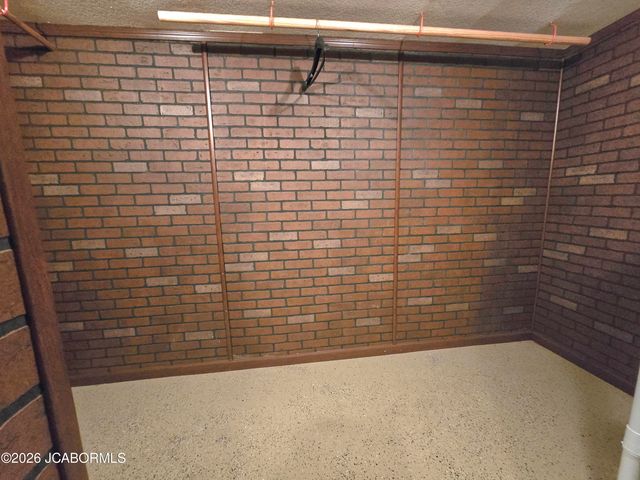 108 S LARAND DRIVE, Holts Summit, MO 65043