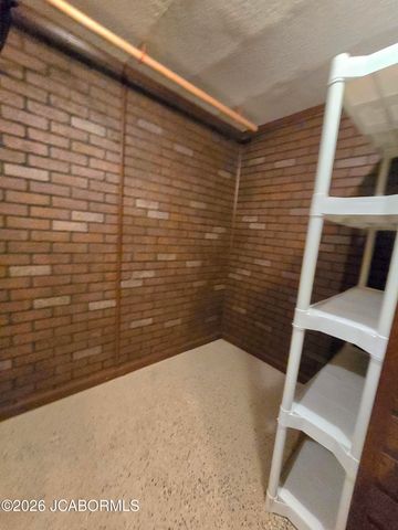 108 S LARAND DRIVE, Holts Summit, MO 65043