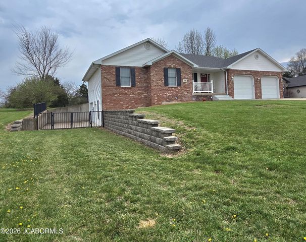 108 S LARAND DRIVE, Holts Summit, MO 65043