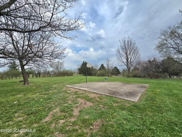 108 S LARAND DRIVE, Holts Summit, MO 65043