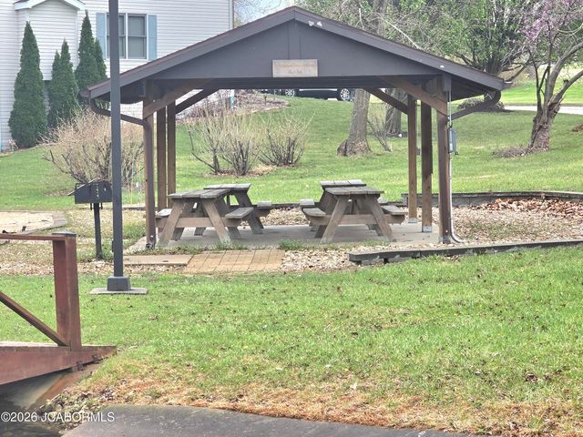 108 S LARAND DRIVE, Holts Summit, MO 65043