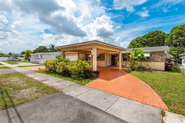 292 W 39th Place, Hialeah, FL 33012