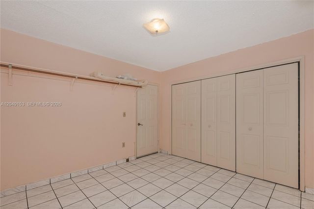 292 W 39th Place, Hialeah, FL 33012