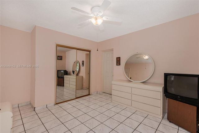 292 W 39th Place, Hialeah, FL 33012