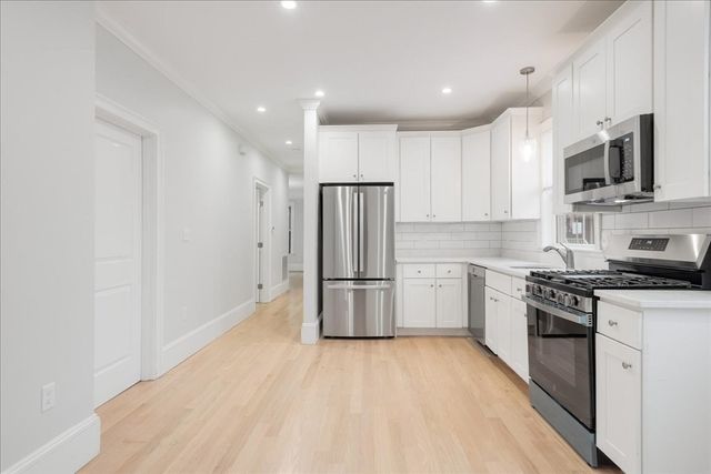 16 Maryland St 1, Boston, MA 02125