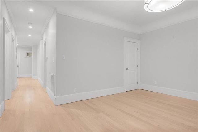 16 Maryland St 1, Boston, MA 02125