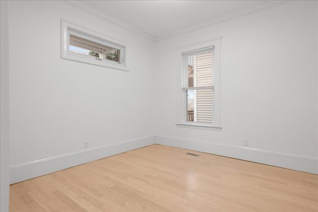 16 Maryland St 1, Boston, MA 02125