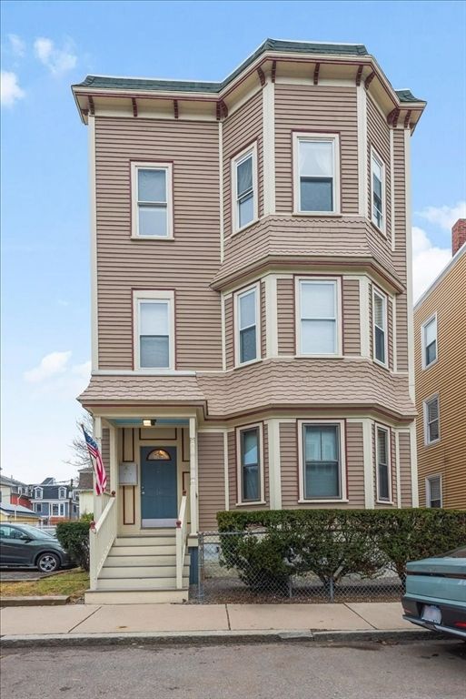 16 Maryland St 1, Boston, MA 02125