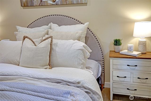 2801 Huckleberry Lane, Camano Island, WA 98282