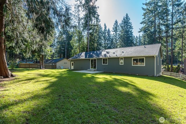 2801 Huckleberry Lane, Camano Island, WA 98282