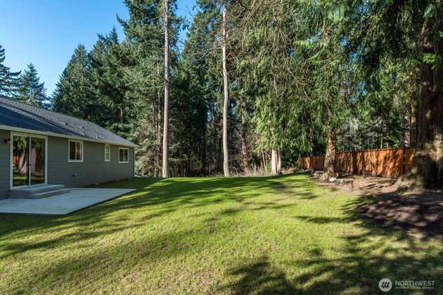 2801 Huckleberry Lane, Camano Island, WA 98282