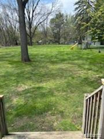 759 Geneva, Waterford, MI 48327