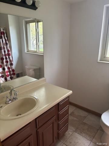 759 Geneva, Waterford, MI 48327