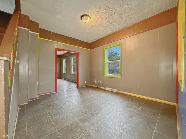 7516 E 46th Street, Indianapolis, IN 46226