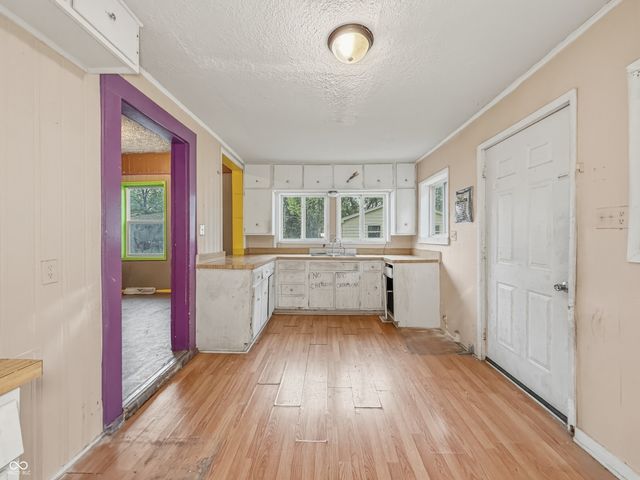 7516 E 46th Street, Indianapolis, IN 46226