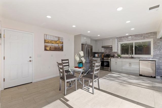 8120 Catalina Court, Gilroy, CA 95020