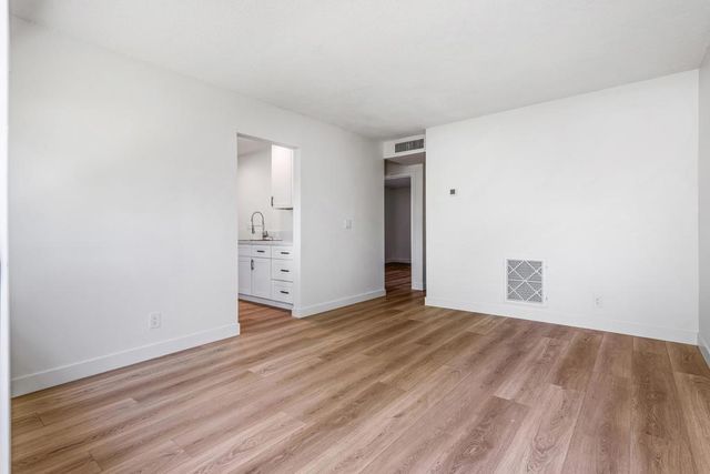 44858 Santa Anita Avenue, Palm Desert, CA 92260