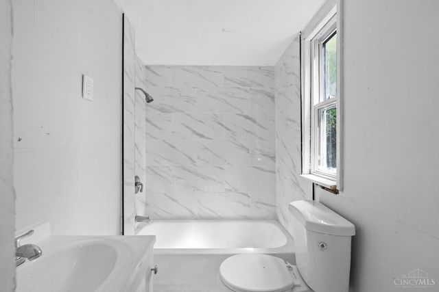 1792 Dreman Avenue, Cincinnati, OH 45223