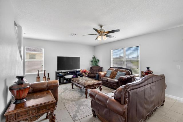 35716 HILLBROOK AVENUE, Zephyrhills, FL 33541