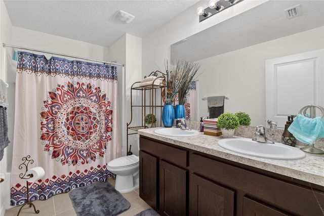 35716 HILLBROOK AVENUE, Zephyrhills, FL 33541