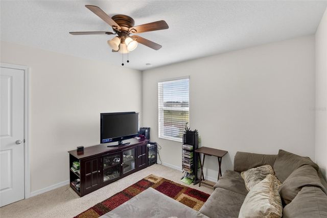 35716 HILLBROOK AVENUE, Zephyrhills, FL 33541