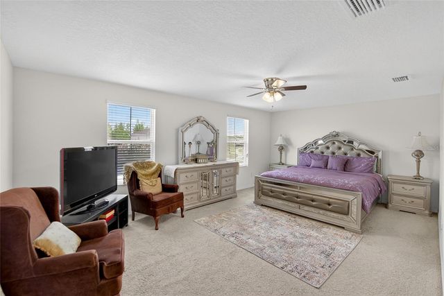 35716 HILLBROOK AVENUE, Zephyrhills, FL 33541