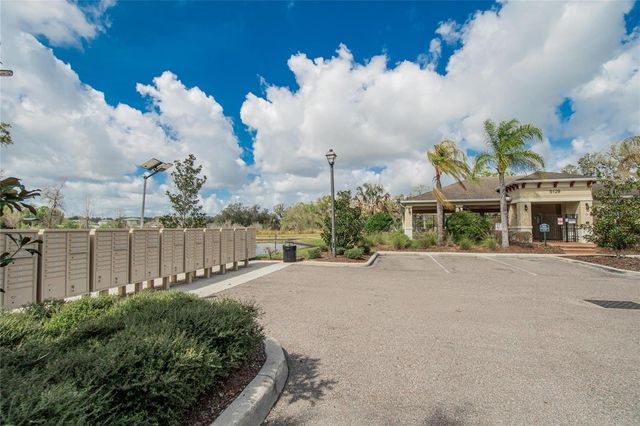 35716 HILLBROOK AVENUE, Zephyrhills, FL 33541