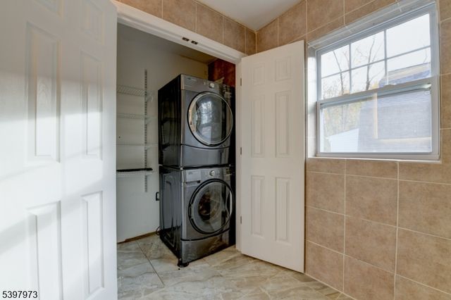 105 Battle Hill Ave, Springfield Twp., NJ 07081