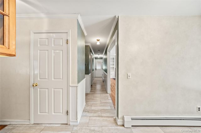 12 Bell Court, Airmont, NY 10901