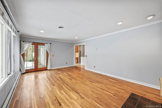 12 Bell Court, Airmont, NY 10901