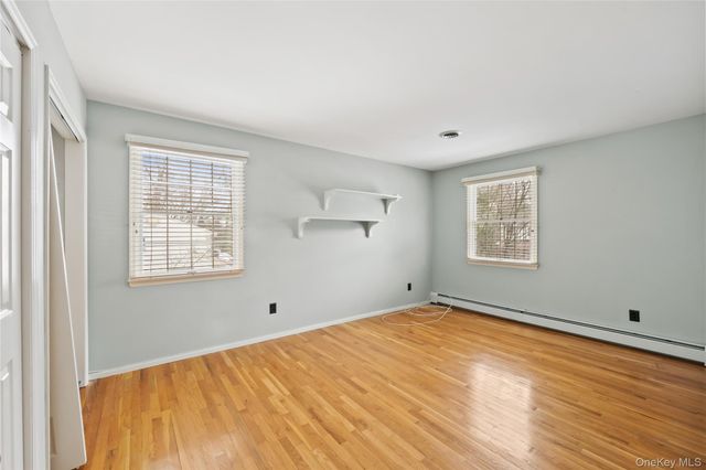 12 Bell Court, Airmont, NY 10901