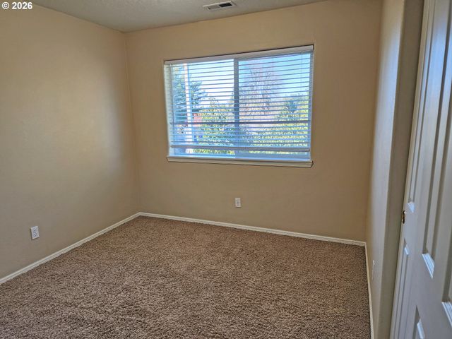 11513 Sw BAMBI Ln, Portland, OR 97223