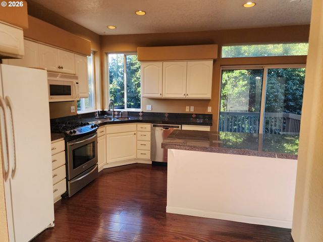 11513 Sw BAMBI Ln, Portland, OR 97223