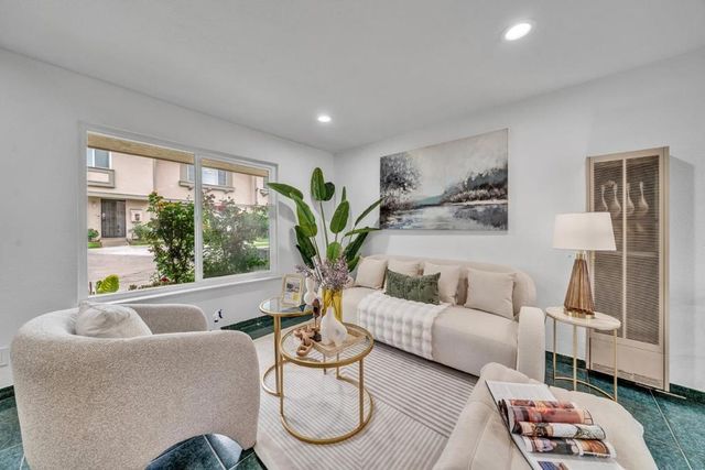 570 Crabapple Way, San Jose, CA 95111