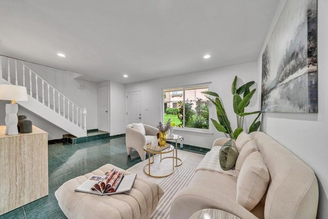 570 Crabapple Way, San Jose, CA 95111