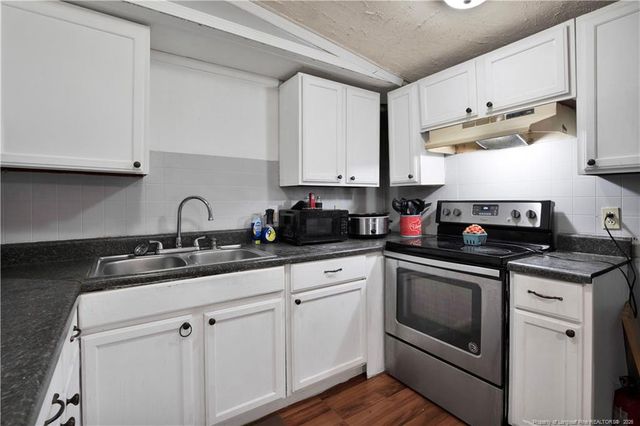 8521 Candlebrush Drive, Linden, NC 28356