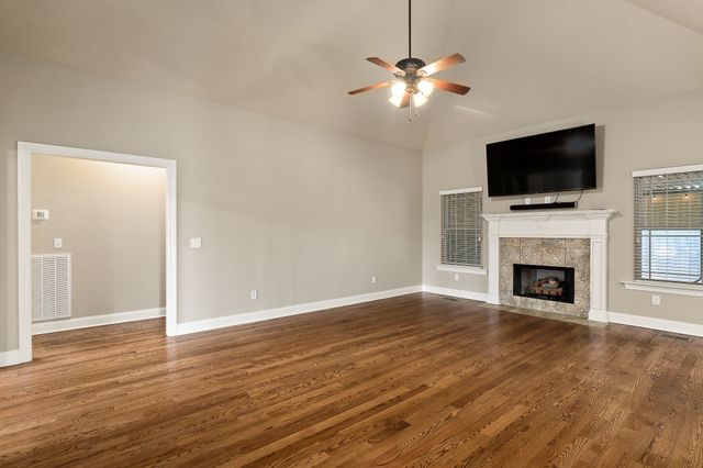 139 Chestnut Oak Ave, Smithville, TN 37166