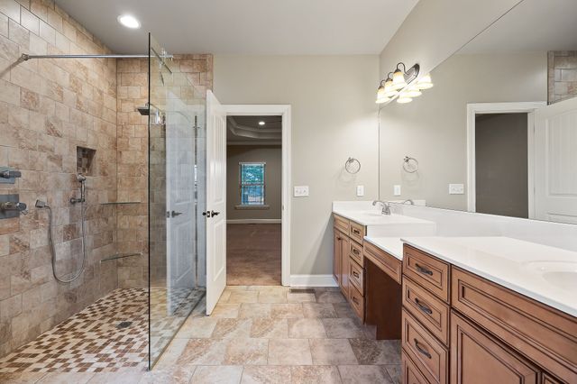 139 Chestnut Oak Ave, Smithville, TN 37166