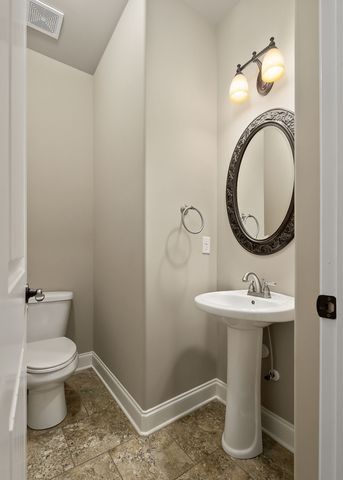 139 Chestnut Oak Ave, Smithville, TN 37166