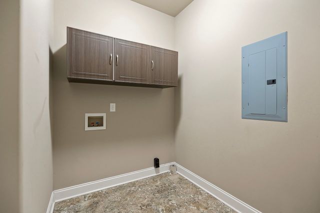 139 Chestnut Oak Ave, Smithville, TN 37166