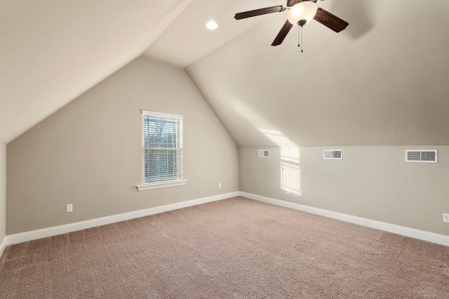 139 Chestnut Oak Ave, Smithville, TN 37166