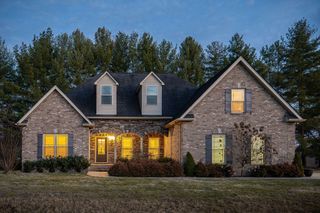 139 Chestnut Oak Ave, Smithville, TN 37166