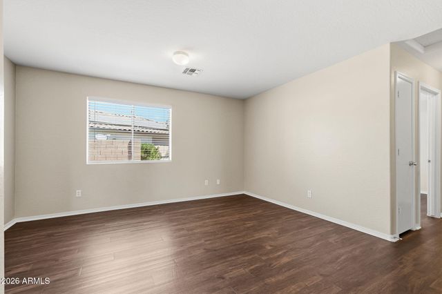 7504 S SUNRISE Way, Buckeye, AZ 85326